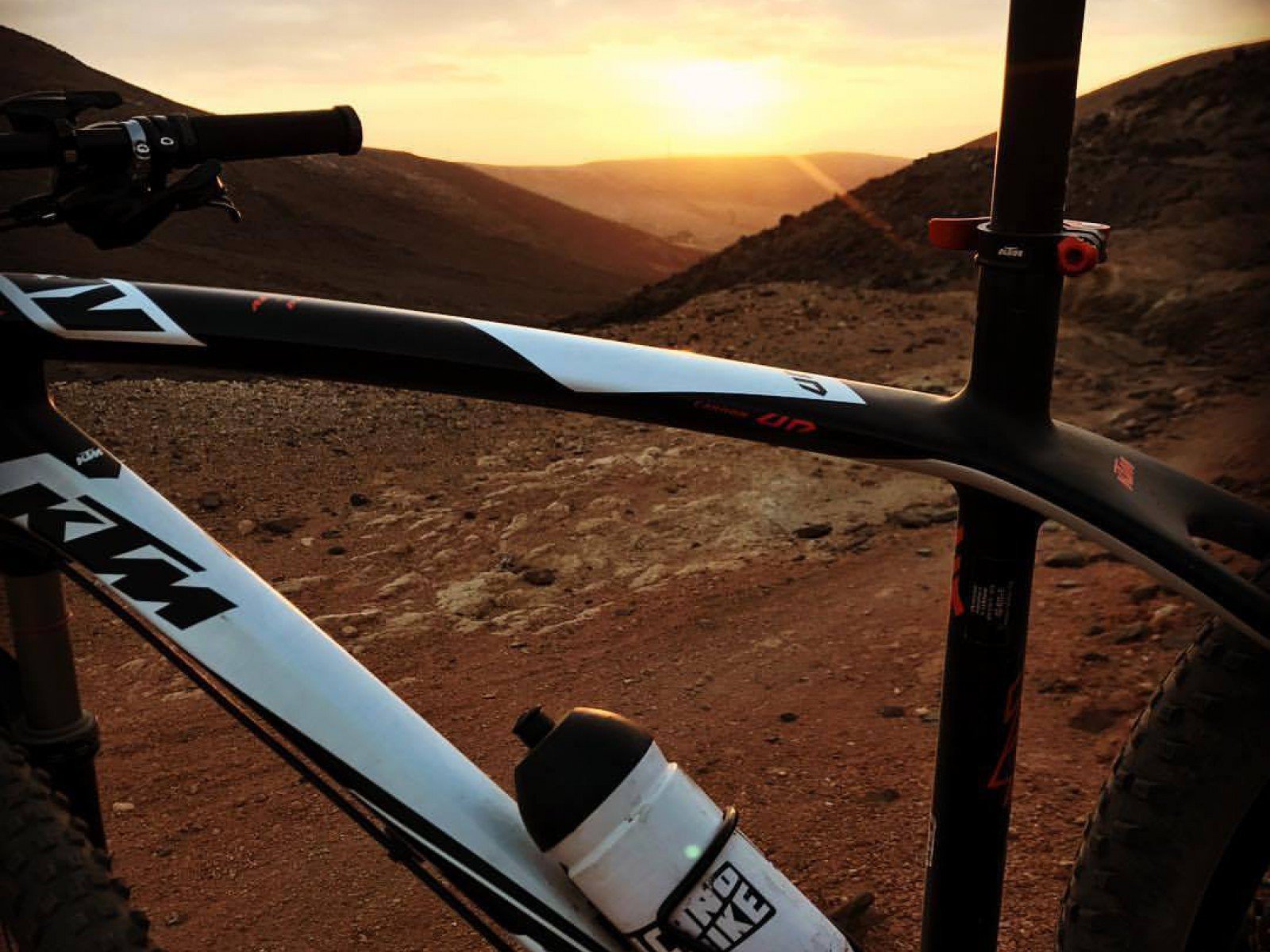 Volcano Bike Sunrise Volcano Bike Sunrise